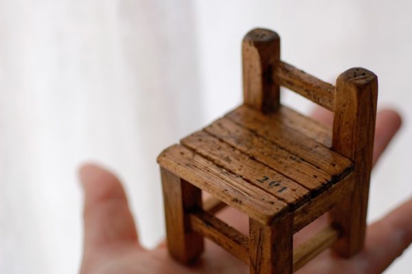 端材DIY・レトロ椅子