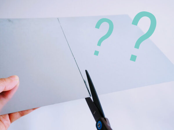 セリアのブリキプレートは普通のハサミで切れる?