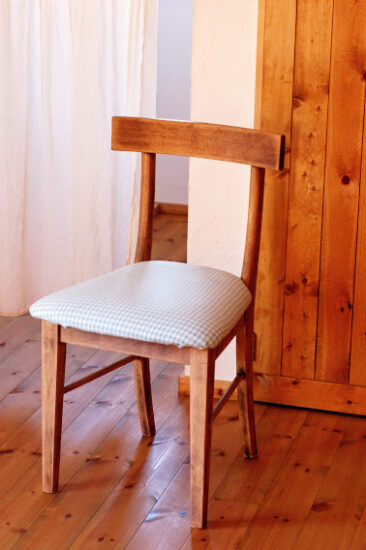 ワトコオイルの上からペンキを塗ったアンティーク風塗装