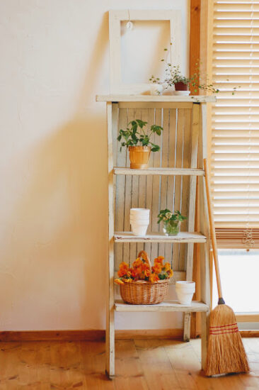 ワトコオイルの上からペンキを塗ったアンティーク風塗装