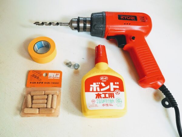 ダボ・板をつなげる方法