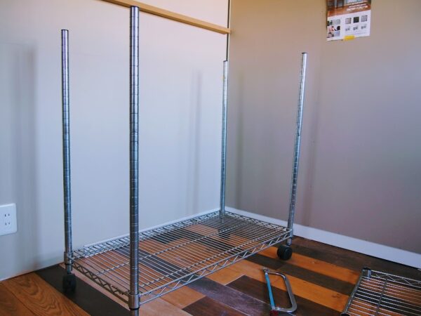 スチールラックをカットして小さくリメイク