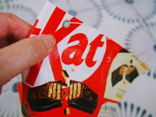 キットカット紙パッケージリメイク