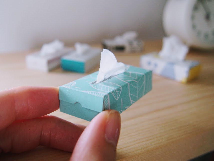 手作りサンプル　ミニチュア箱ティッシュ 手作りサンプル ミニチュア箱ティッシュ