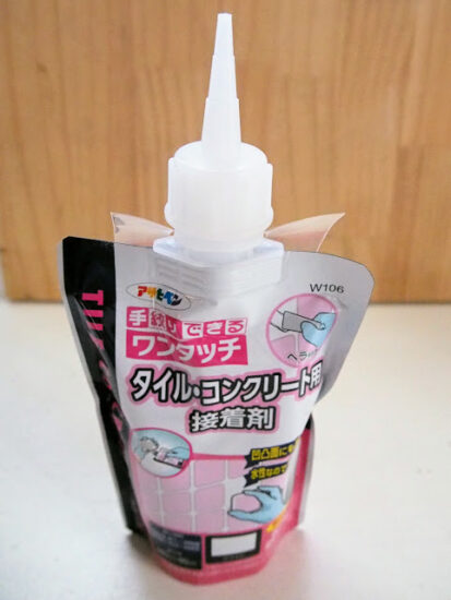 目地無しでタイル貼り