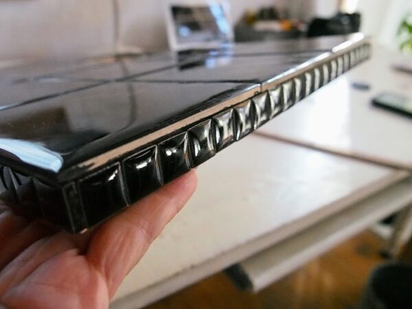 目地無しでタイル貼り