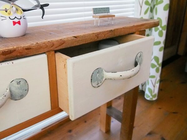 引出しの底板は溝を掘らずにつければ簡単