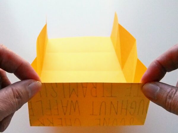 A4用紙を使った箱の作り方