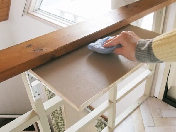 100均セリアのリメイクシートは水拭きできる？