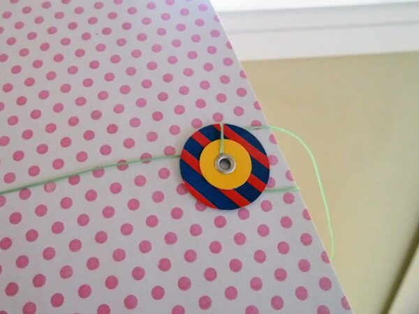 100均にハトメが無い