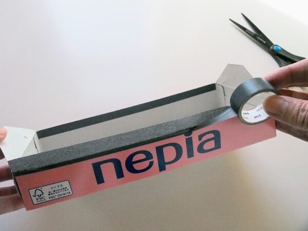 ティッシュの空き箱工作～仕切り付きトレーを作ってみた