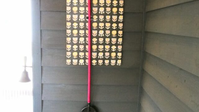 外用ほうきの収納アイデア