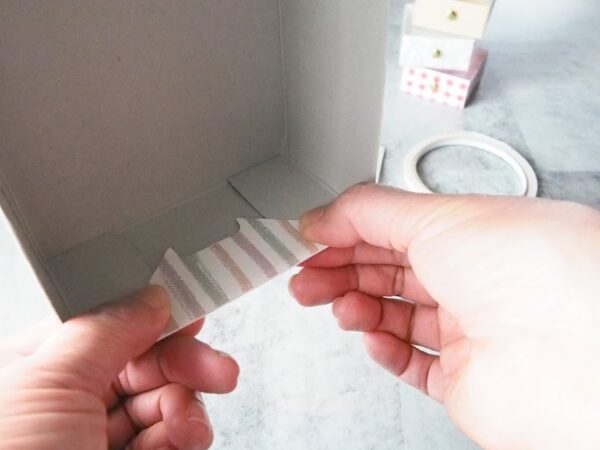 ティッシュの空き箱工作