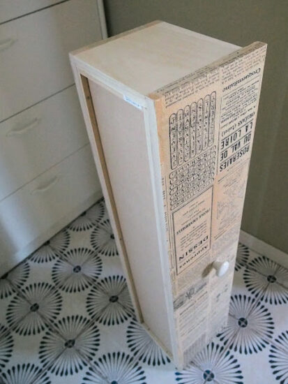 階段に引き出しを作って収納スペースに