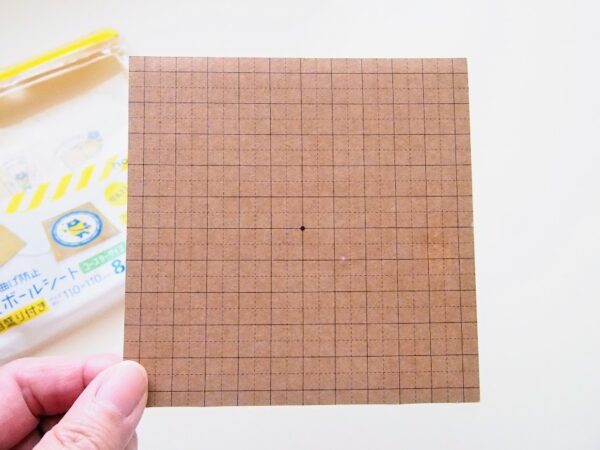 100均の目盛付き段ボールで工作