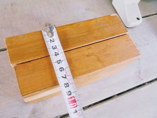 スライド丸ノコのキックバックを防ぐ簡易サポート台の作り方